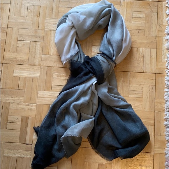Grey Horizon Ombré Scarf - Picture 1 of 4